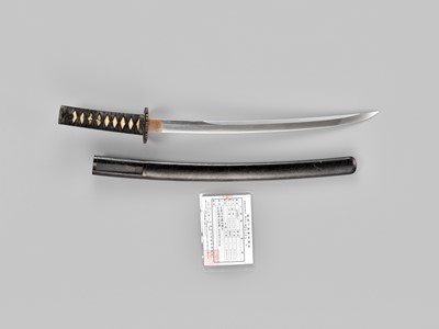Lot 288 - A DAISHO OF TWO WAKIZASHI, ONE BY KUNIHIRA AND WITH REGISTRATION CARD