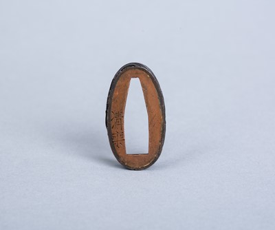 Lot 288 - A DAISHO OF TWO WAKIZASHI, ONE BY KUNIHIRA AND WITH REGISTRATION CARD