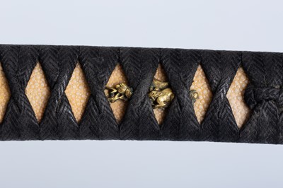 Lot 288 - A DAISHO OF TWO WAKIZASHI, ONE BY KUNIHIRA AND WITH REGISTRATION CARD