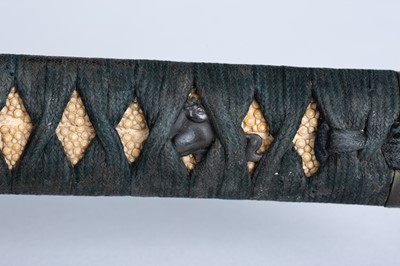 Lot 282 - KANEMOTO: A WAKIZASHI IN KOSHIRAE