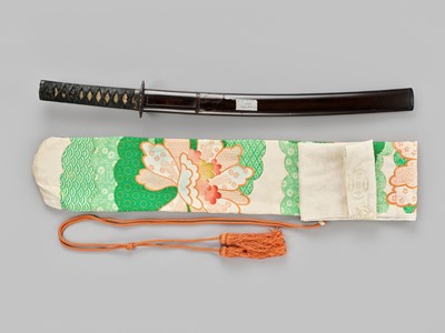 Lot 282 - KANEMOTO: A WAKIZASHI IN KOSHIRAE