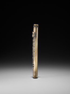 Lot 198 - KOKUSAI: A FINE ANTLER KISERUZUTSU WITH SHISHI AND RAIN DRAGON