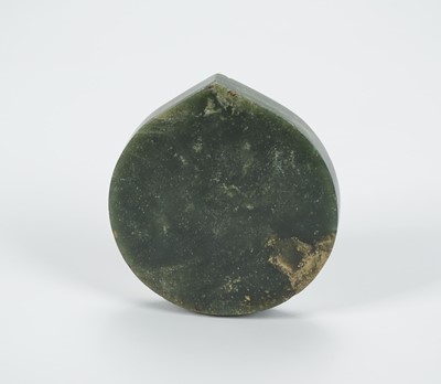 A SPINACH-GREEN KHOTAN JADE BELT PLAQUE, MING DYNASTY