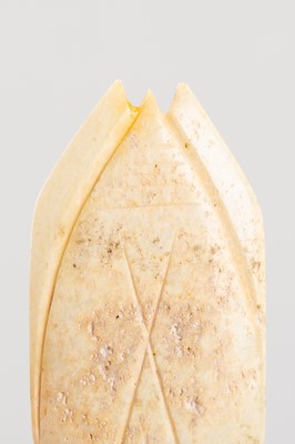 Lot 811 - A JADE TONGUE AMULET IN THE FORM OF A CICADA, HAN DYNASTY