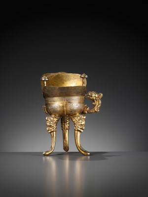 A GILT SILVER TRIPOD LIBATION CUP, JUE, CHINA, 19TH CENTURY