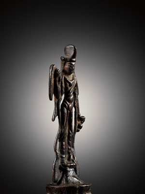 Lot 310 - A BRONZE FIGURE OF GUANYIN, TANG DYNASTY