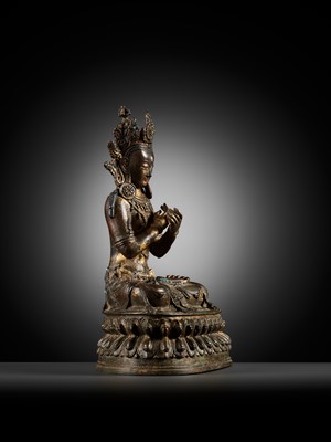 Lot 317 - A GILT AND RED LACQUERED BRONZE FIGURE OF VAJRADHARA, LATE QING DYNASTY TO REPUBLIC PERIOD