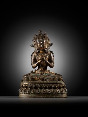 Lot 317 - A GILT AND RED LACQUERED BRONZE FIGURE OF VAJRADHARA, LATE QING DYNASTY TO REPUBLIC PERIOD