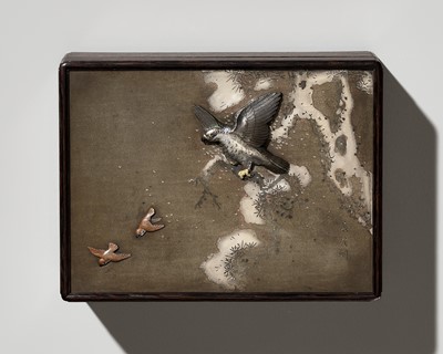 Lot 155 - YOSHIZANE: A SUPERB MIXED METAL AND WOOD BOX AND COVER DEPICTING A FALCON HUNTING SPARROWS