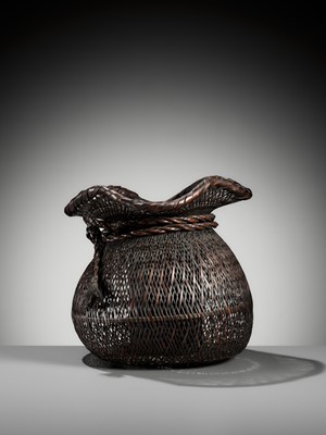 Lot 82 - BIJOSAI: A BAMBOO HANAKAGO (FLOWER BASKET) IN THE FORM OF DAIKOKU’S BAG