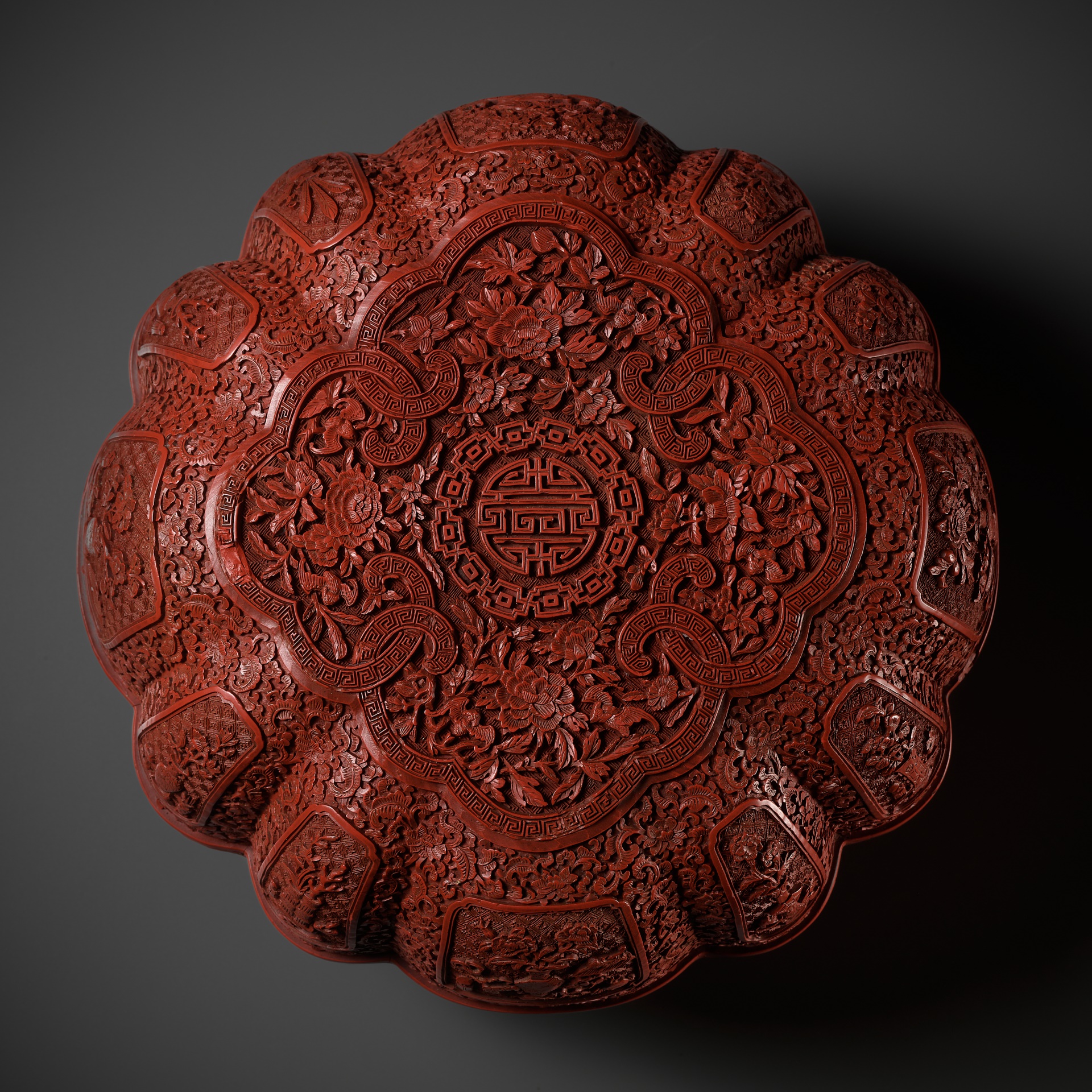 中国　玉石白玉彫刻　人物彫　盒子　蓋物　C　R8624 中国 玉石白玉彫刻 人物彫 盒子 蓋物 C R8624