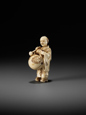 Lot 191 - MINKOKU: AN IVORY NETSUKE OF TEMPLE SERVANT