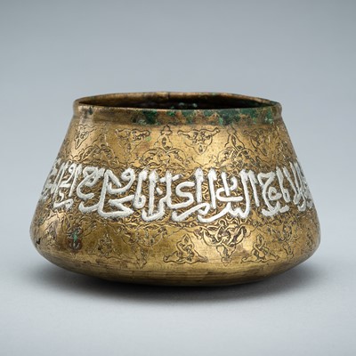 A PARCEL-SILVERED BRASS BOWL, MAMLUK REVIVAL, 19TH CENTURY