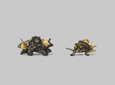 Lot 303 - A RARE SOTEN SCHOOL SOROIMONO (SET OF SWORD FITTINGS) DEPICTING SCENES FROM THE GENPEI WARS