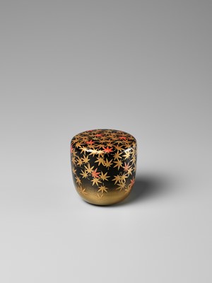 Lot 18 - MURATA SOKAKU: A BLACK AND GOLD LACQUER NATSUME (TEA CADDY) WITH MAPLE LEAVES