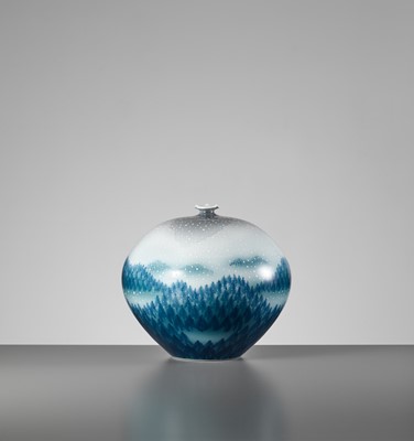 Lot 137 - FUJII SHUMEI: A FINE SNOW-FLAKE GLAZE VASE DEPICTING A WINTER FOREST
