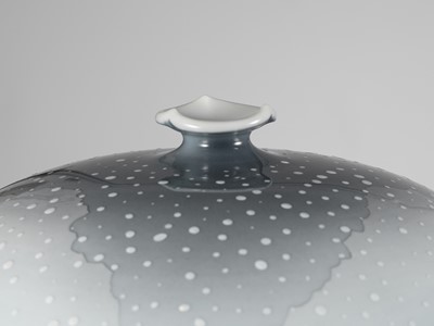 Lot 137 - FUJII SHUMEI: A FINE SNOW-FLAKE GLAZE VASE DEPICTING A WINTER FOREST
