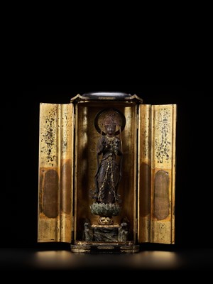 Lot 326 - A LARGE LACQUERED WOOD ZUSHI (PORTABLE SHRINE) CONTAINING A GILT WOOD FIGURE OF KANNON BOSATSU