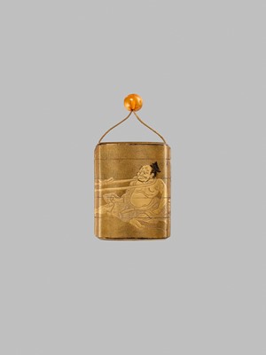 Lot 339 - A RARE GOLD LACQUER FOUR-CASE INRO DEPICTING ASAHINA SABURO AND AN ONI ENGAGED IN KUBIHIKI (NECK WRESTLING)