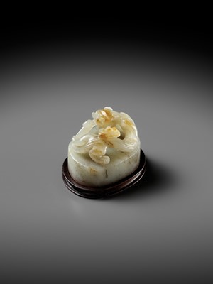 Lot 103 - A CELADON AND RUSSET ‘CHILONG’ JADE SEAL, JIANGUTANG (HALL OF APPRAISAL OF ANTIQUITIES), ATTRIBUTED TO ZHAO ZHIQUAN (1829-1884)