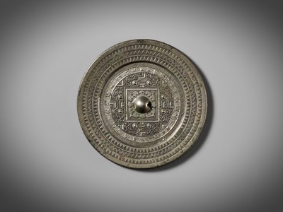 Lot 75 - AN INSCRIBED SILVERY BRONZE ‘TLV’ MIRROR, WESTERN HAN DYNASTY