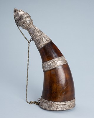 Lot 1052 - A CEREMONIAL SILVER-MOUNTED DRINKING HORN, 19th CENTURY