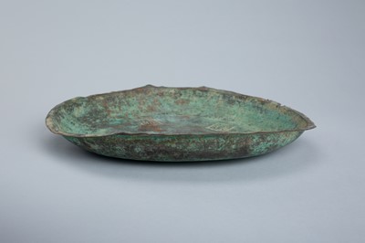 A LARGE INDO-GREEK BRONZE PLATE, HELLENISTIC PERIOD