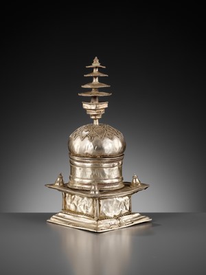 Lot 216 - A RARE SILVER REPOUSSÉ RELIQUARY IN THE FORM OF A STUPA, ANCIENT REGION OF GANDHARA