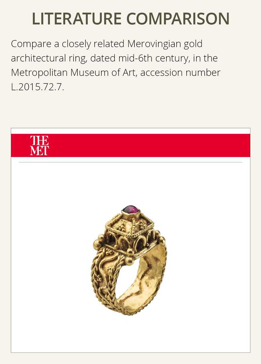 Lot 612 - A MEROVINGIAN GOLD ARCHITECTURAL RING WITH A