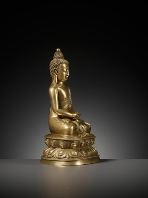 Lot 52 - AN EXCEEDINGLY RARE GILT BRONZE FIGURE OF AMITABHA BUDDHA, BY CHEN YIDE, QIANTANG c. 1400-1450