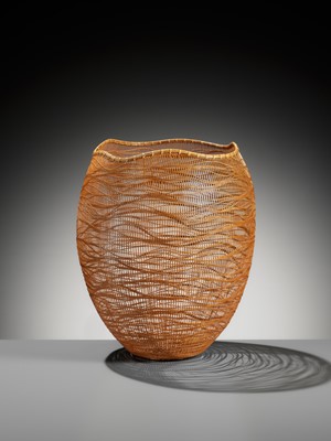 Lot 76 - MORIGAMI JIN: A BAMBOO HANAGAKO (FLOWER BASKET) FROM THE QUIET OCEAN SERIES