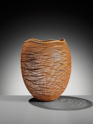 Lot 76 - MORIGAMI JIN: A BAMBOO HANAGAKO (FLOWER BASKET) FROM THE QUIET OCEAN SERIES