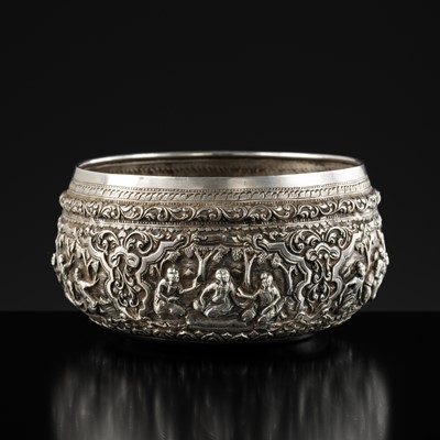 Lot 1522 - AN EMBOSSED BURMESE SILVER BOWL WITH FIGURAL RELIEF, c. 1900s