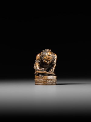 Lot 488 - HOKYUDO ITSUMIN: A FINE NETSUKE-OKIMONO OF SHOKI AND ONI