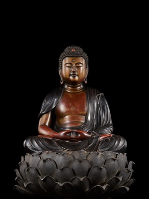 Lot 12 - A LACQUERED WOOD FIGURE OF AMIDA NYORAI, EDO PERIOD