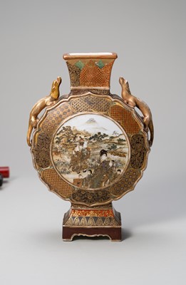 Lot 230 - A KUTANI MOON VASE