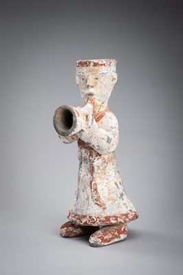 Lot 1184 - A POTTERY FIGURE OF A MUSICIAN, HAN DYNASTY