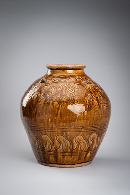 A LARGE, BROWN-GLAZED CERAMIC MARTABAN STORAGE JAR, 19th CENTURY