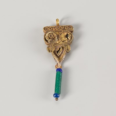 A GANDHARAN GOLD ORNAMENT, c. 6TH – 7TH CENTURY