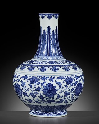 Lot 538 - A BLUE AND WHITE ‘MING-STYLE’ BOTTLE VASE, QIANLONG MARK AND PERIOD