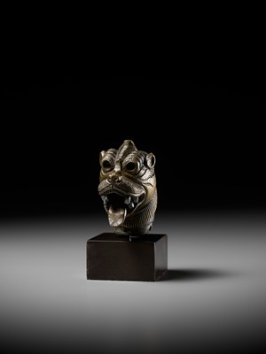 Lot 267 - A RARE PARCEL-SILVERED BRONZE ‘YALI’ HILT, SOUTH INDIA, 17TH-18TH CENTURY