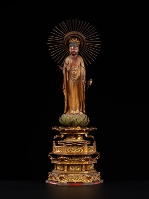 Lot 14 - A FINE GILT-LACQUERED WOOD FIGURE OF AMIDA NYORAI, EDO TO MEIJI PERIOD