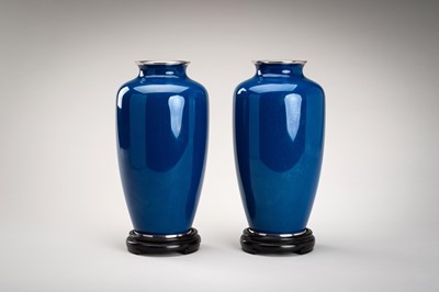 Lot 220 - A PAIR OF ANDO STYLE BLUE CLOISONNÉ VASES