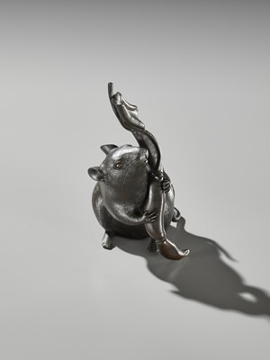 Lot 132 - A RARE BRONZE OKIMONO OF A RAT HOLDING A LOTUS ROOT