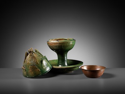 A GREEN-GLAZED ‘HILL AND OWL’ CENSER AND COVER, BOSHANLU, EASTERN HAN TO WESTERN JIN DYNASTY