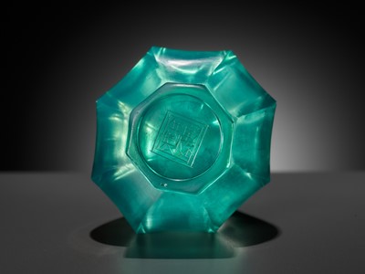 Lot 118 - AN IMPERIAL AQUAMARINE GLASS OCTAGONAL VASE, QIANLONG MARK AND PERIOD