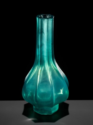 Lot 118 - AN IMPERIAL AQUAMARINE GLASS OCTAGONAL VASE, QIANLONG MARK AND PERIOD