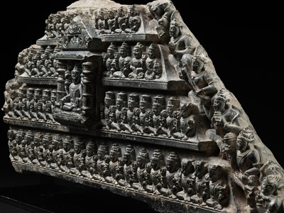 Lot 250 - A VERY LARGE AND MASSIVE GRAY SCHIST RELIEF WITH THE COSMIC VISHNU, NORTHERN INDIA, RAJASTHAN, 10TH-11TH CENTURY