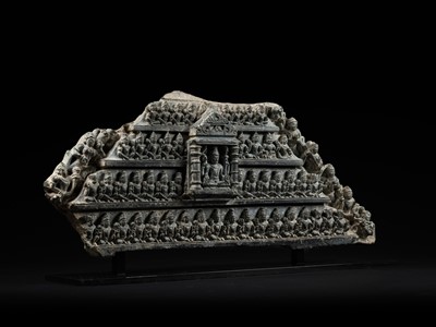 Lot 250 - A VERY LARGE AND MASSIVE GRAY SCHIST RELIEF WITH THE COSMIC VISHNU, NORTHERN INDIA, RAJASTHAN, 10TH-11TH CENTURY