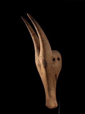 Lot 271 - A CARVED WOOD HEAD OF A BULL, KERALA, 18TH-19TH CENTURY